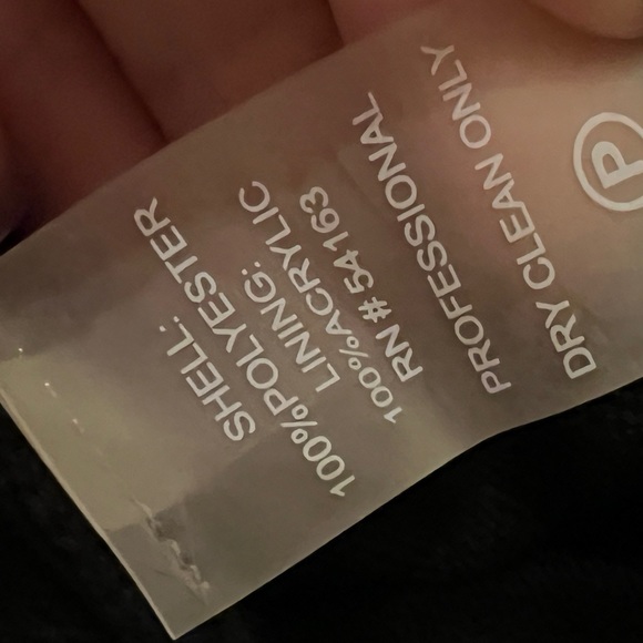 Elegant cocktail faux furry style jacket - Picture 9 of 9